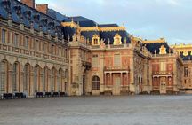 Versailles Palace Guided Tour with Gardens Access from Paris