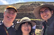 Custom Teotihuacan Pyramids Private Tour with Transport & Guide
