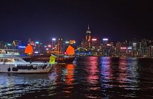 Hong Kong: Symphony of Lights Yacht Tour with Snacks & Drinks