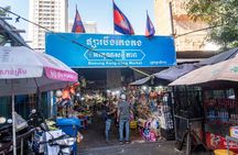 Phnom Penh: Street Art and Food Tour by Tuk-Tuk