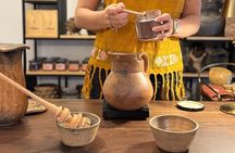 Small cocoa and chocolate tasting on CDMX with local talk
