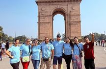 From Delhi: Agra Overnight With Taj Mahal Sunrise and Sunset Tour