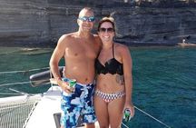 Santorini Catamaran Tour for Cruise Passengers - SKIP THE LINE