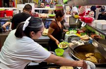 Mexico City: Coyoacan Tacos Tour & Optional Frida Kahlo Museum 