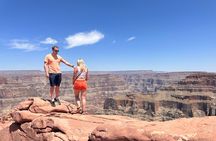 Small Group: Grand Canyon Skywalk and Hoover Dam Tour
