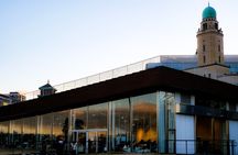 Walking Private Tour of Yokohama Cosmo World