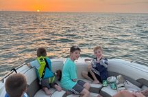 Private Clearwater Sunset Cruise & Dolphins (2 Hours,6 Guests)
