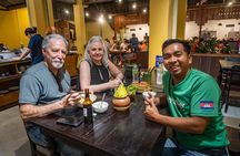 Phnom Penh: Street Art and Food Tour by Tuk-Tuk