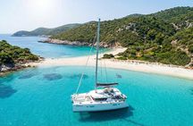 Luxury Catamaran Morning Private & Greek Gastronomy in Athens