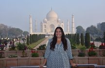 Agra: Taj Mahal Express Entry Tickets w/ Local Expert Tour Guide