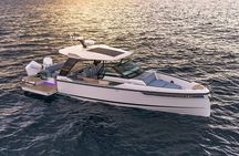 Milos: Private SpeedBoat Tour—Kleftiko Sarakiniko Poliegos