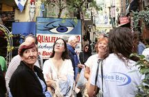 Naples Spanish Quarters Street Art Walking Tour with Street Food