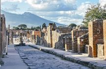 Pompeii, Herculaneum and Vesuvius Hike Small-Group from Sorrento