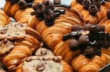 Paris Food Tour in the Morning: Croissants, Baguettes & Chocolate