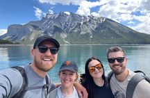 Private Banff, Lake Louise & Moraine/Minnewanka Tour From Calgary