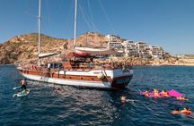 Luxury Yacht Snorkeling & Lunch Cruise from Cabo San Lucas