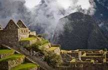 Machu Picchu Trip from Cusco with Train and Private Tour Guide