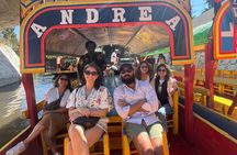 Xochimilco + Coyoacan + Frida Kahlo Museum + Ajolotes SMALL GROUP