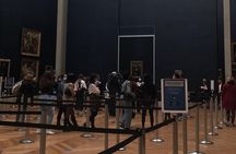 Louvre Museum & Mona Lisa Guided Tour with Reserved Entry