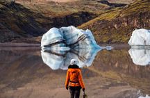 Sólheimajökull Glacier Hike & Ice Climbing Intro - Small Group
