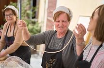 Cooking class at the farm in Tuscany
