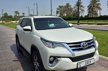 Abu Dhabi: Budget-Friendly Sharing Tour from Dubai