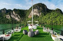 Ha Long Bay Day Cruise: Sung Sot Cave, Titop Island & Kayaking