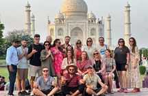 Taj Mahal & Agra Fort Tour from Delhi with 5-Star Lunch