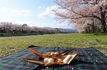 Kyoto : Spring Bento Making & Morning Picnic with Matcha