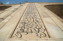 Luxury Delhi to Agra Tour with Taj Mahal and Agra Fort