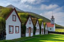 Akureyri Port: Small Group Godafoss and Laufas Turf House Tour