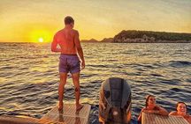 Dubrovnik: Golden Hour Sunset Cruise with Drinks