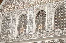 Bahia Palace and Ben Youssef Medrassa half day medina tour