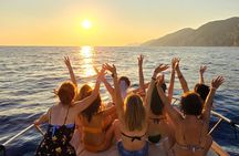 Sunset Boat Tour and Cinque Terre Aperitif from Monterosso