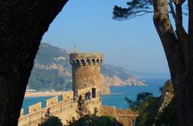 Montserrat, Girona & Costa Brava Small Group Tour with Pick-up