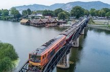 Private Tour to the Floating Market and Bridge over River Kwai