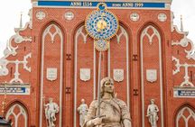 Riga Old Town Tour with Latvian Wine & Cheese Tasting