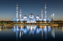 Abu Dhabi : Private Walking Tour with A guide (Private Tour)