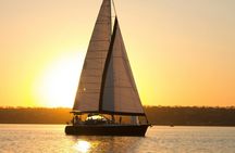 Luxor Night Tour: Nile Sailing, Horse Carriage & City Walk