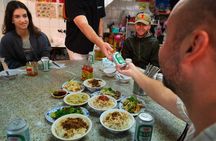 Taipei: Tipsy Street Food Tour with Locals & Night Market Visit
