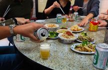 Taipei: Tipsy Street Food Tour with Locals & Night Market Visit