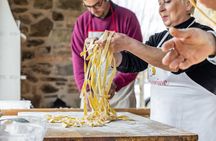 Cesarine: Small group Pasta and Tiramisu class in Montepulciano
