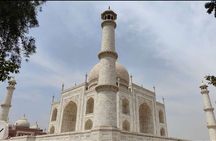 From Delhi Same Day Agra Tour by Train with Female Guide