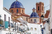 Day trip to Guadalest, Altea and the beach from Valencia