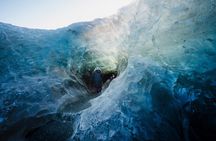 Crystal Ice Cave & Super Jeep Tour from Jökulsárlón