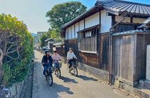 Hagi Samurai Town Cycling Tour with Local Guide (3.5 hours)