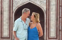 Luxury Sunrise Taj Mahal Tour from Delhi with Five Star Breakfast