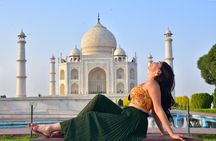 Same day Taj Mahal Tour From Delhi— Private tour with Agra fort