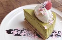 Tokyo Private Cherry Blossom Tour with a Shiba Inu & Shrine Walk