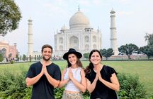 Taj Mahal: Small Group Tour